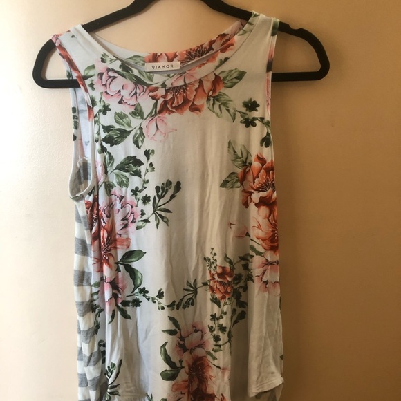 Floral and stripes tank - Picture 1 of 2